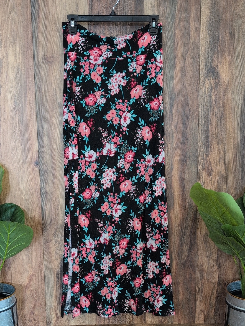 Charlotte Russe Split Sides Black Maxi Skirt M M386